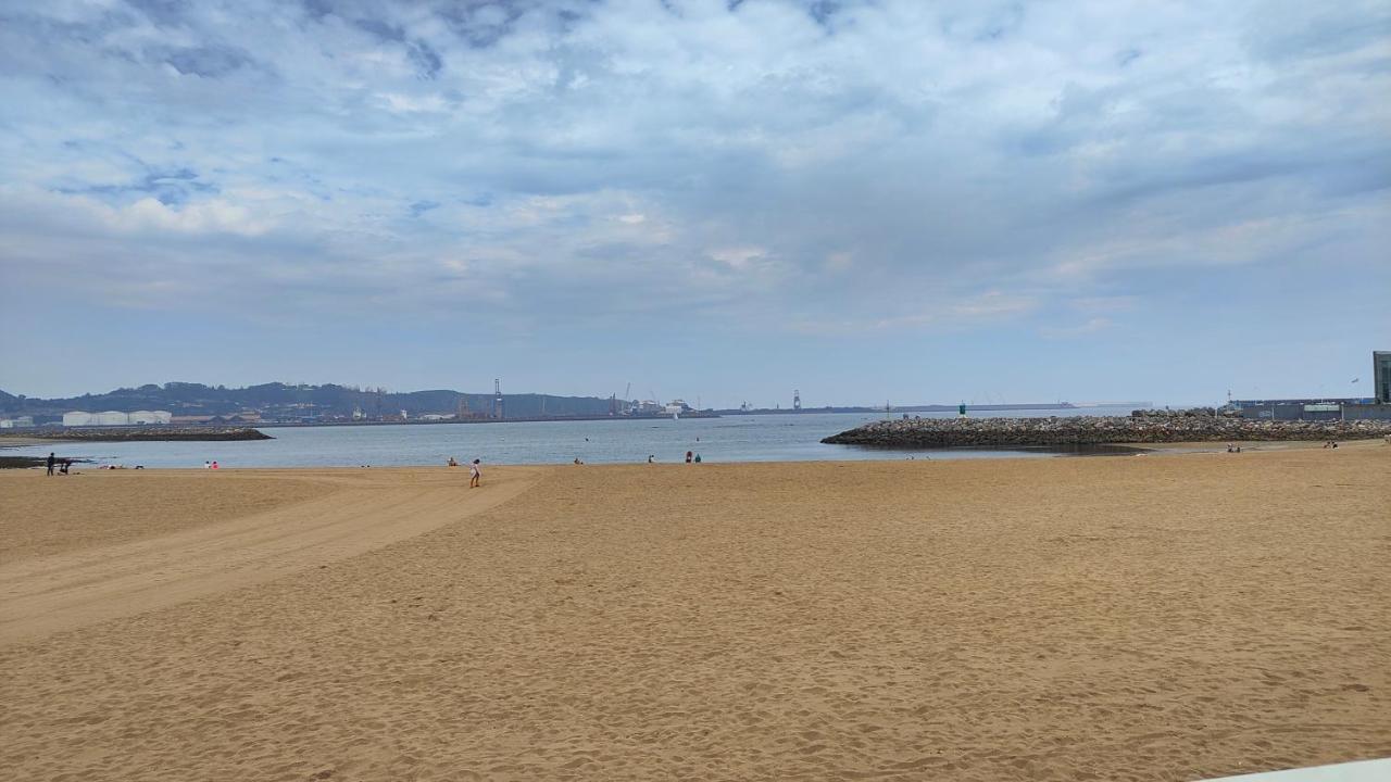 Las Letronas Appartement Gijón Buitenkant foto